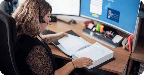 Image illustrant le service de diagnostique à distance d'une panne sur un système de collage industriel hotmelt pour la France et la Région Grand Ouest